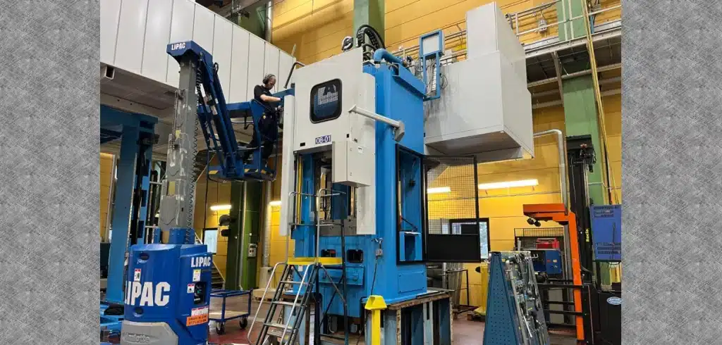 Hydraulpressen renoverades på AP&T:s fabrik i Tranemo och gav Walter Förster en ökad kapacitet med 25 procent inom området för hydraulpressar med en presskraft på över 250 ton.