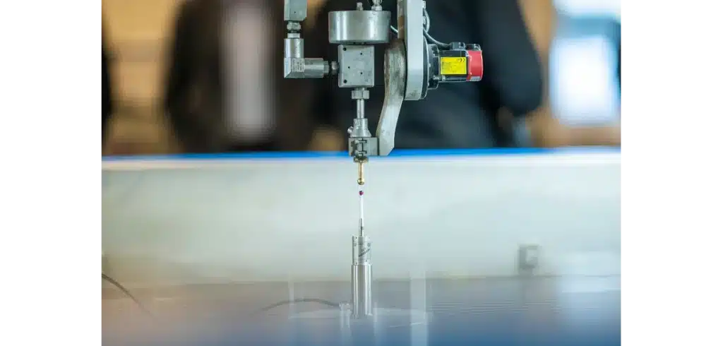 Med Auto TCP Calibration Tool kan kalibreringen utföras automatiskt. Foto: Water Jet Sweden