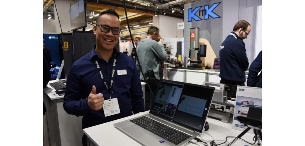 Tillförlitlig avsyning med AI Martin Cheung har varit anställd på KmK-Instrument sedan i september 2023 och ansvarar för AI på företaget. Denna bild togs på Elmia Subcontractor förra hösten där Martin Cheung demonstrerade AI. Foto: Per Sjögren