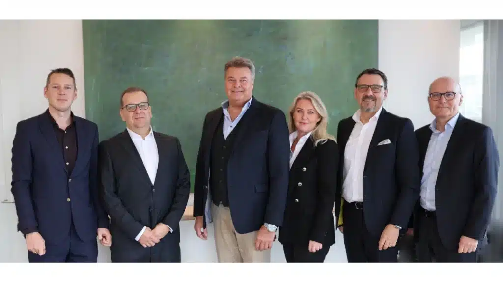 Dacke Industri tar nästa steg i sin tillväxtstrategi genom förvärv av Stegia AB Lowe Fällmar, Mika Virtanen, Dacke Industri, Johan Stjernberg, Stegia, Marit Stjernberg, Stegia, Lars Fredin, Per Porenius Dacke Industri