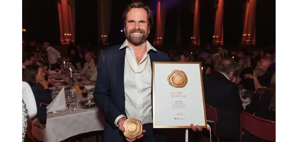 Automationsprofil får utmärkelse En mycket glad Johan Frisk vid galan på Nalen den 19 september. Foto: David Thunander