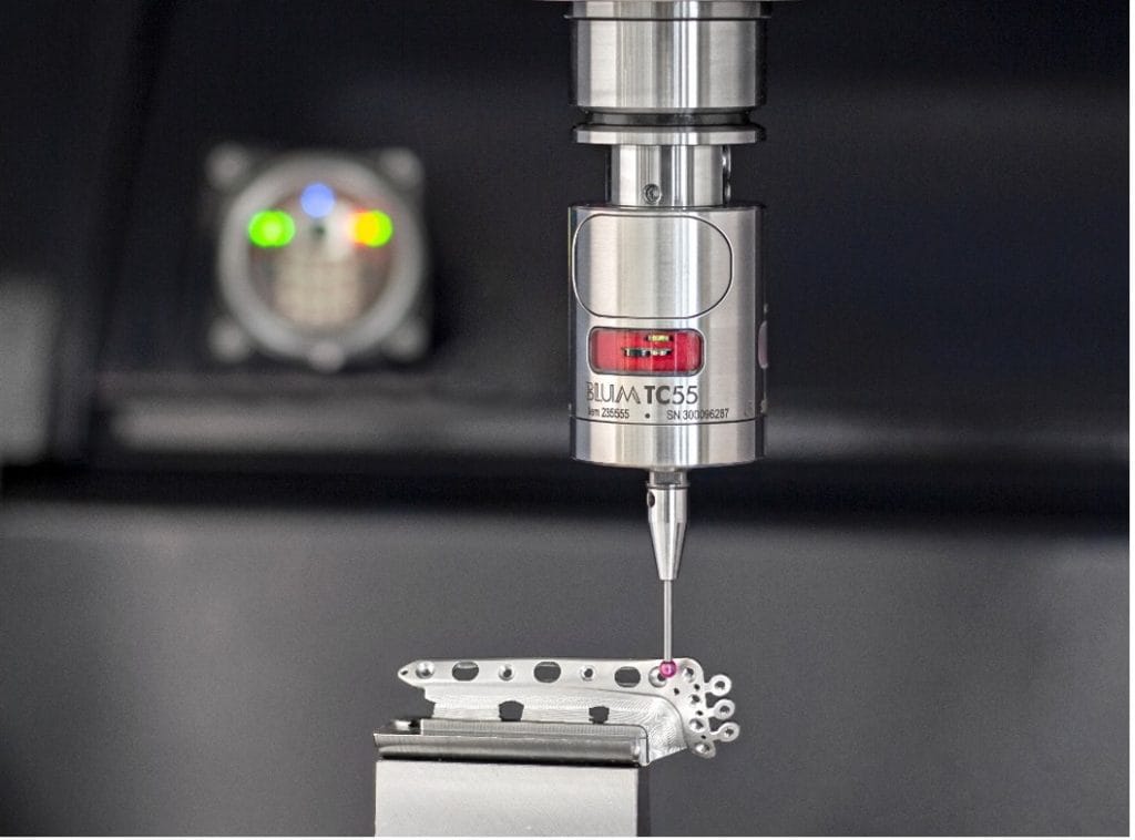 Liten smidig prob med stor anpassningsförmåga Tack vare sin mätmekanism med kuggkrans är TC55 mycket lämpad för taktil mätning av svarvverktyg. Foto: Blum Novotest